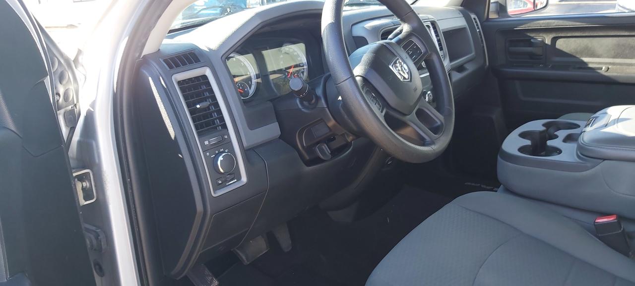 2015 RAM 1500 ST  2WD  "VERY VERY NICE TRUCK" - Photo #8