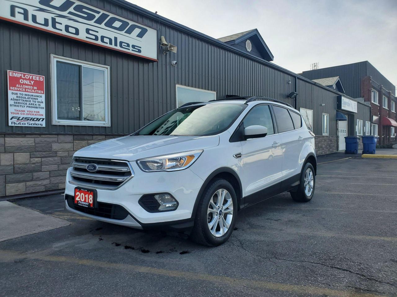 Used 2018 Ford Escape SE FWD-REAR CAMERA-HEATED SEATS-BLUETOOTH for sale in Tilbury, ON