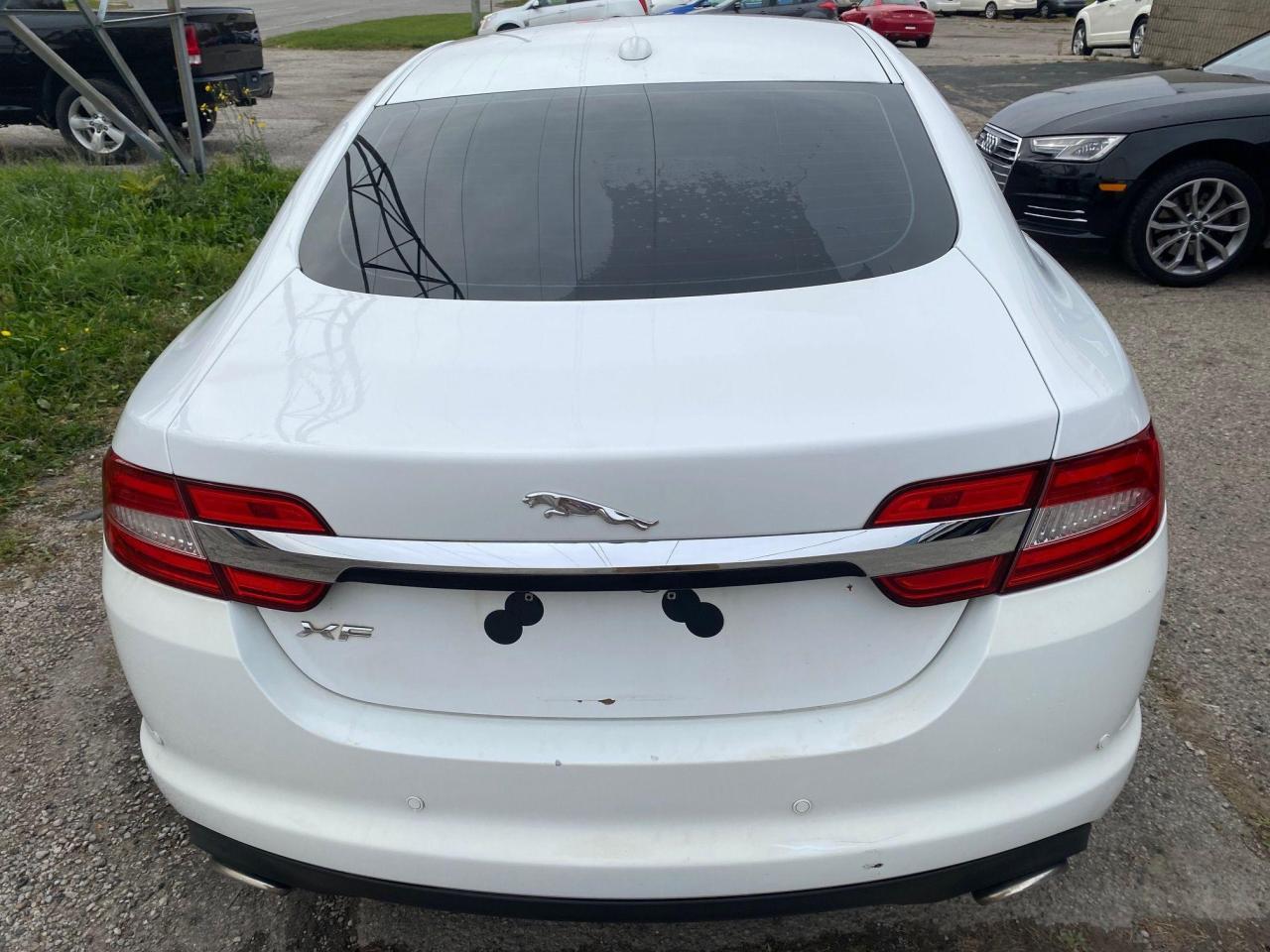 2012 Jaguar XF Portfolio w/Sport Pkg 4dr Sdn - Photo #9