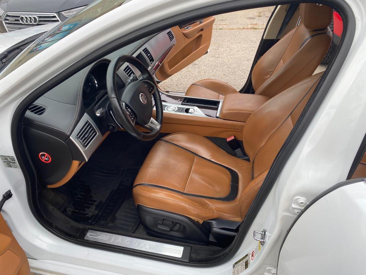 2012 Jaguar XF Portfolio w/Sport Pkg 4dr Sdn - Photo #10