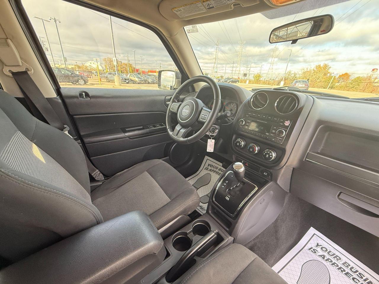 2011 Jeep Patriot North*SUNROOF* - Photo #16