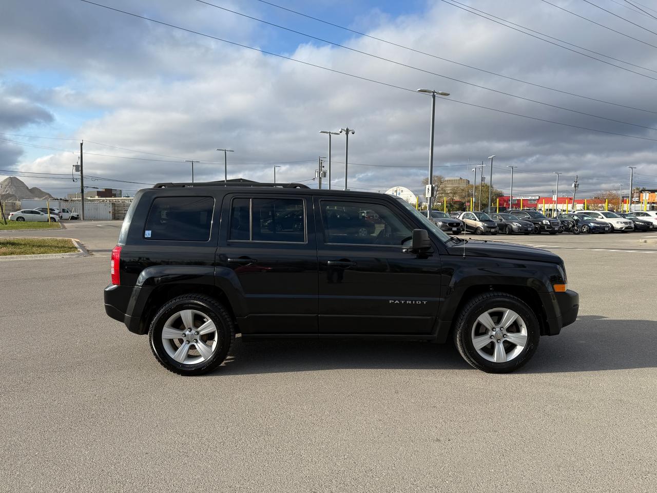 2011 Jeep Patriot North*SUNROOF* - Photo #6