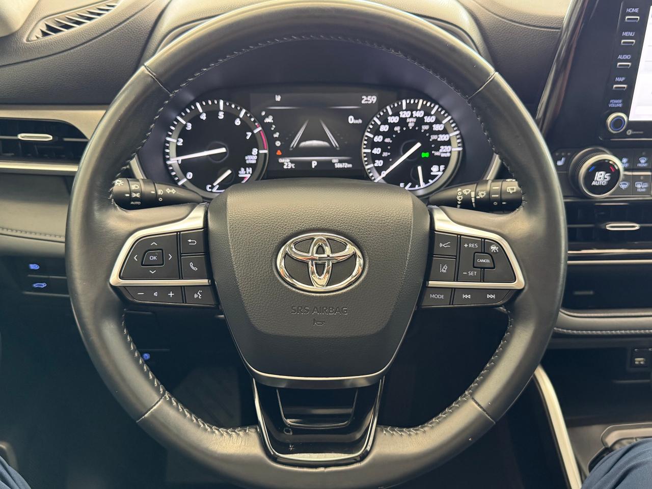 2021 Toyota Highlander XLE AWD 8 Passenger+Leather+Roof+CLEAN CARFAX Photo75