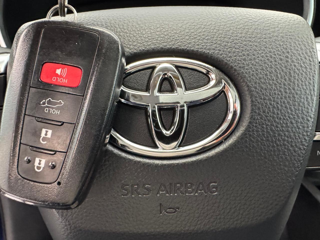 2021 Toyota Highlander XLE AWD 8 Passenger+Leather+Roof+CLEAN CARFAX Photo80
