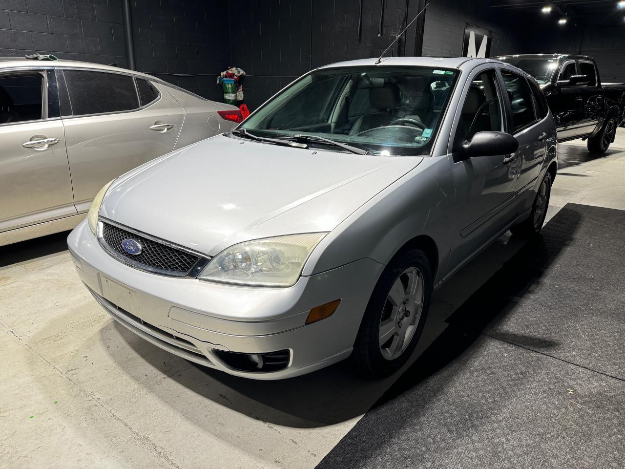 Used 2007 Ford Focus ZX5 for sale in Mississauga, ON