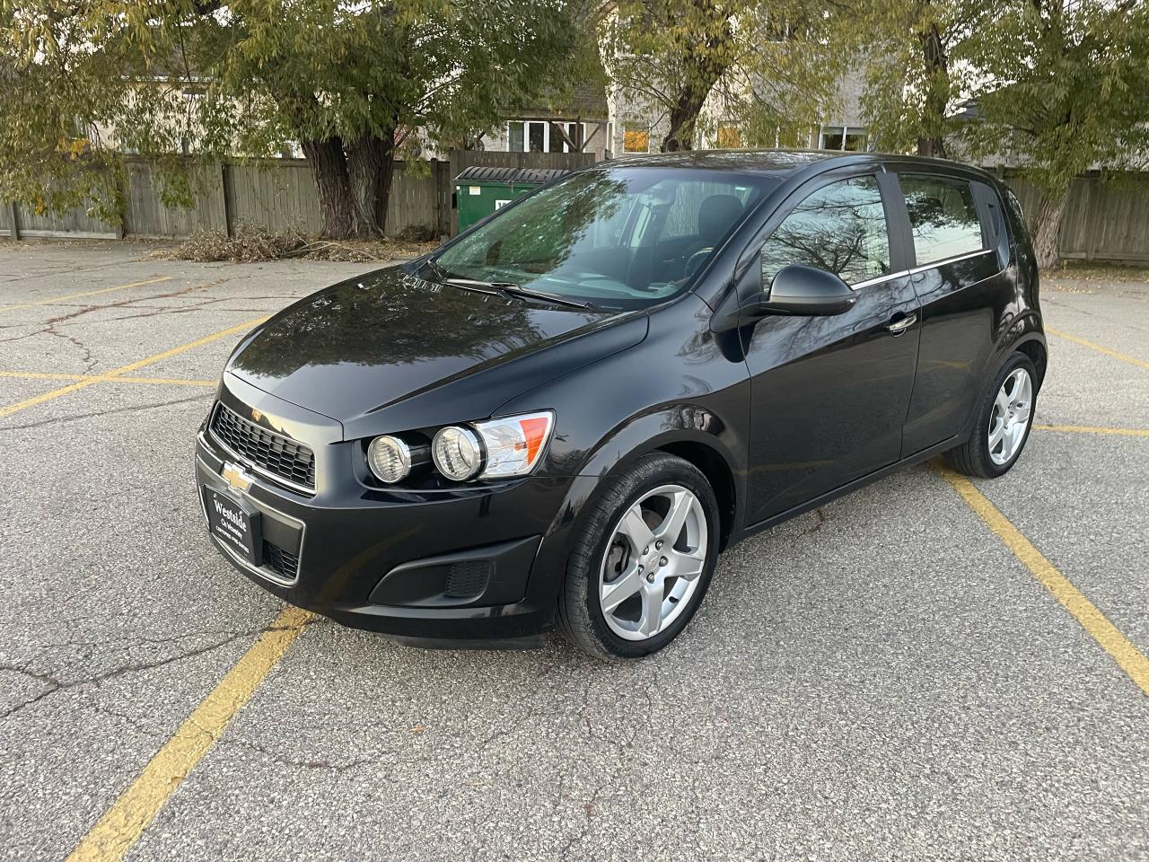 Used 2014 Chevrolet Sonic 5dr HB LT Auto for sale in Winnipeg, MB