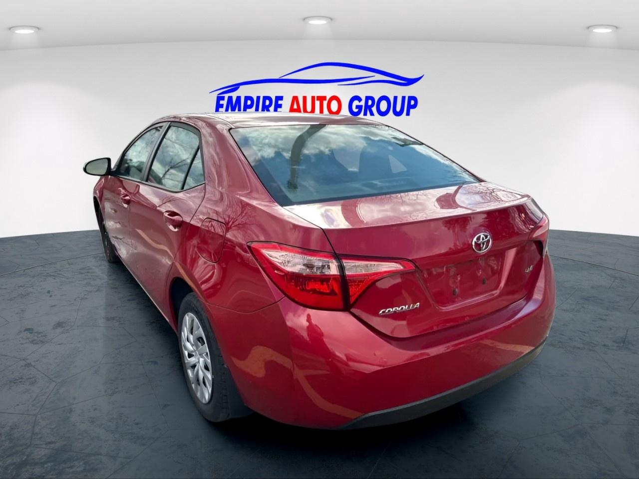 2019 Toyota Corolla SE CVT Photo