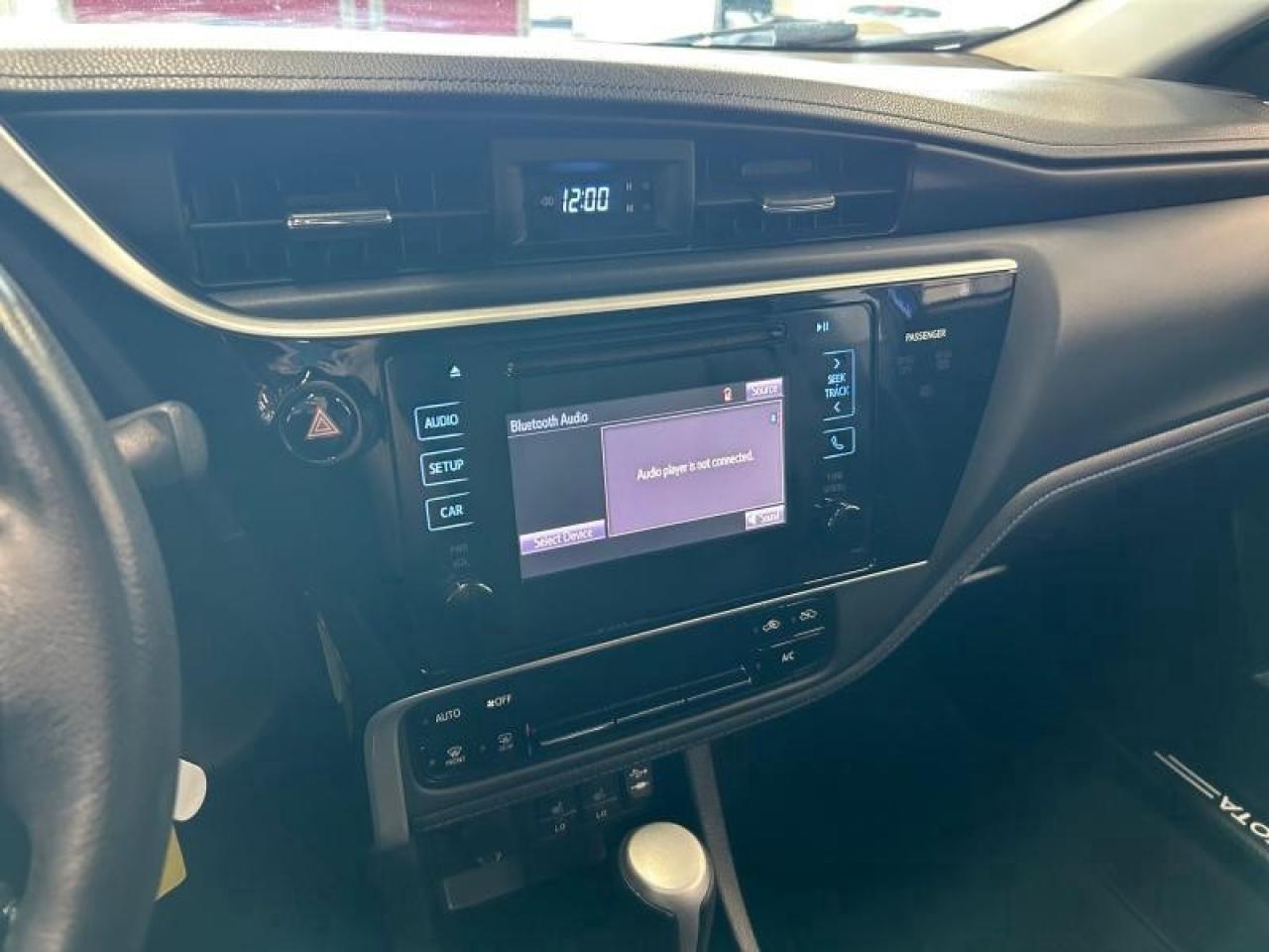 2019 Toyota Corolla SE CVT Photo