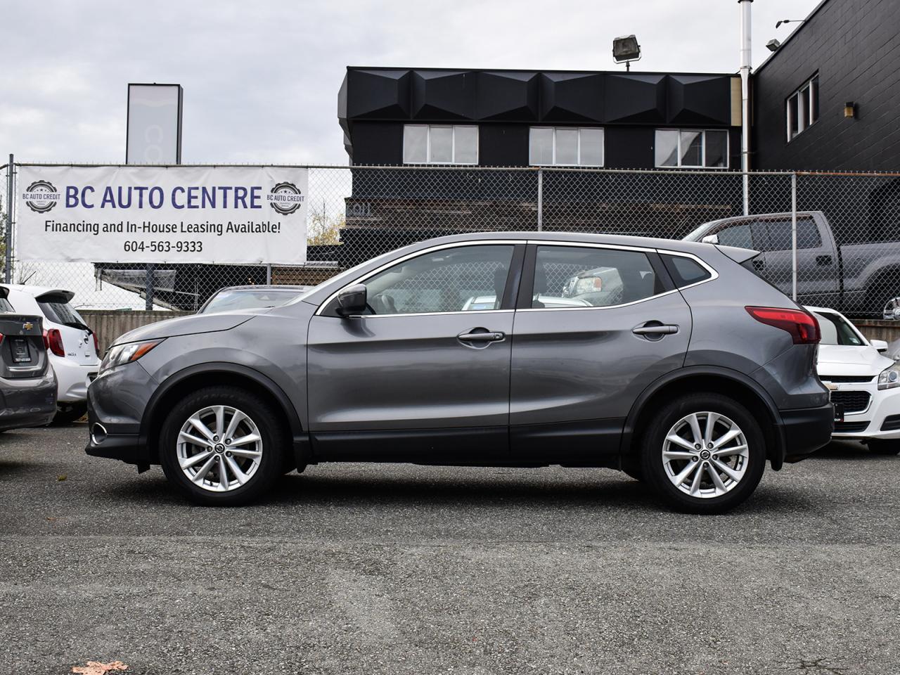 Used 2019 Nissan Qashqai SV - Sunroof, Heated Steering Wheel, BlueTooth for sale in Coquitlam, BC