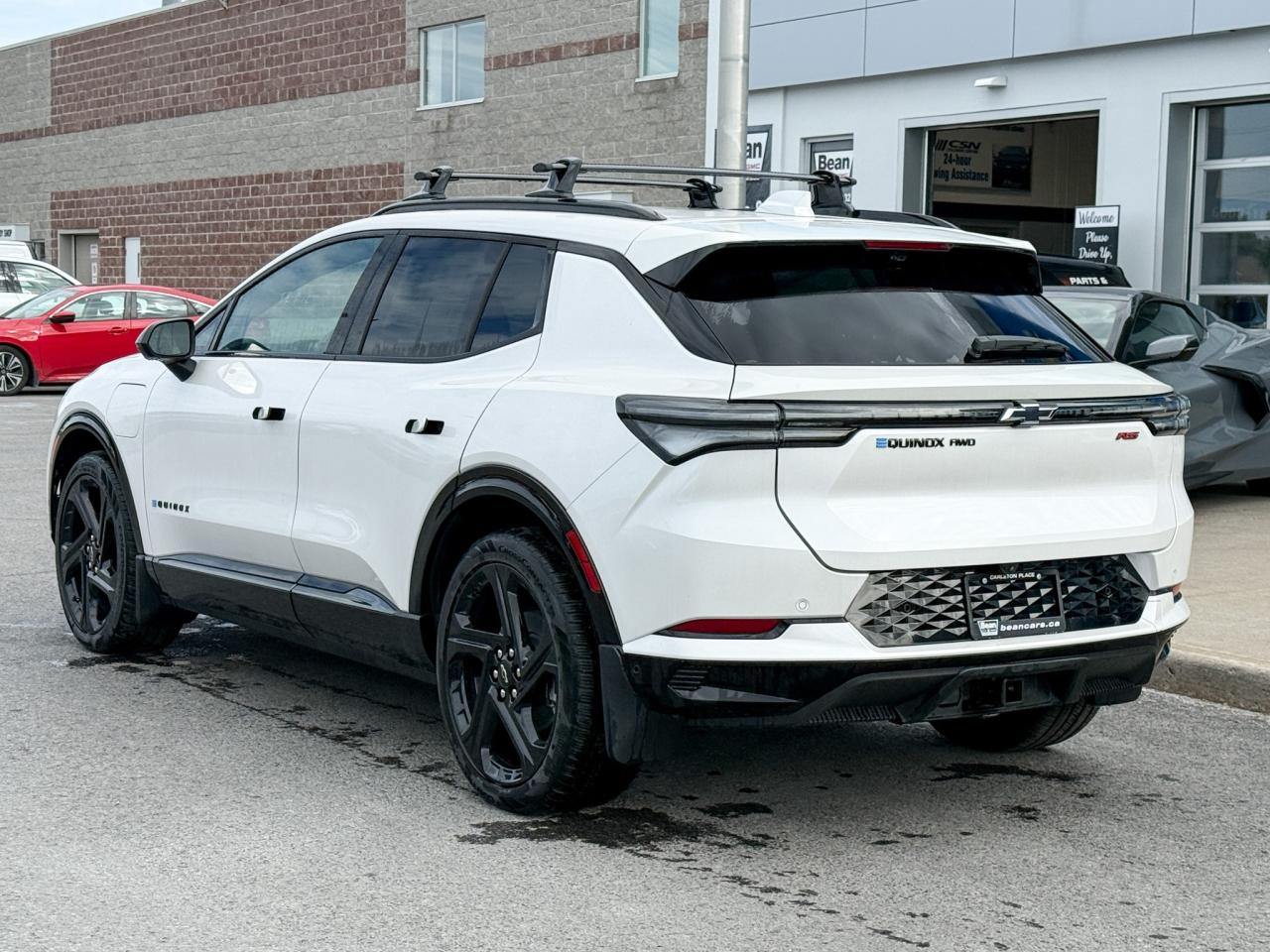 2025 Chevrolet Equinox EV RS FULLY ELECTRIC WITH REMOTE START/ENTRY, SUNROOF, HEATED SEATS, HEATED STEERING WHEEL, VENTILATED SEATS, POWER LIFTGATE, HD SURROUND VISION Photo2