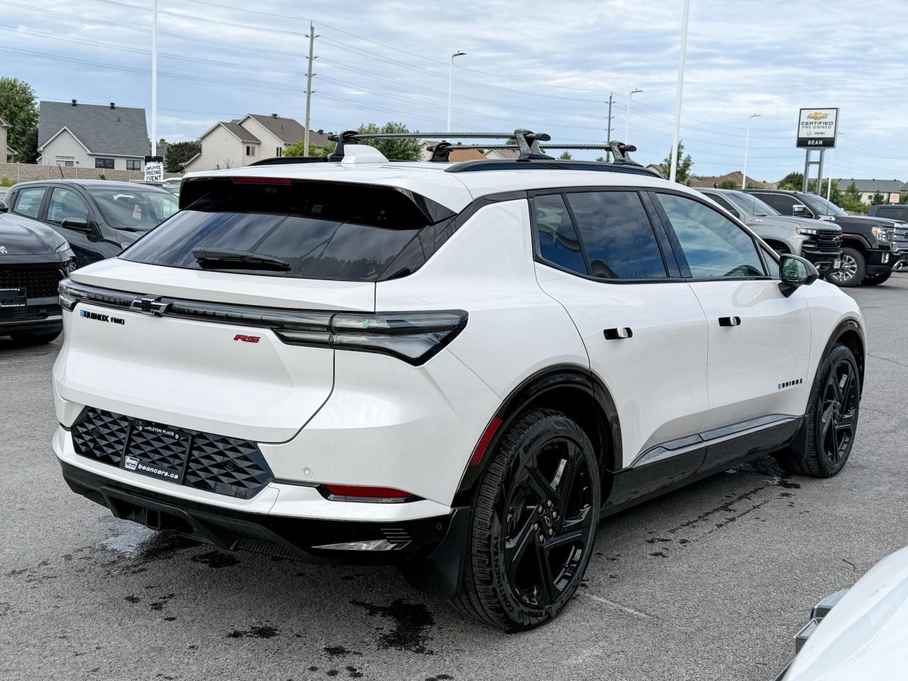 2025 Chevrolet Equinox EV RS FULLY ELECTRIC WITH REMOTE START/ENTRY, SUNROOF, HEATED SEATS, HEATED STEERING WHEEL, VENTILATED SEATS, POWER LIFTGATE, HD SURROUND VISION Photo