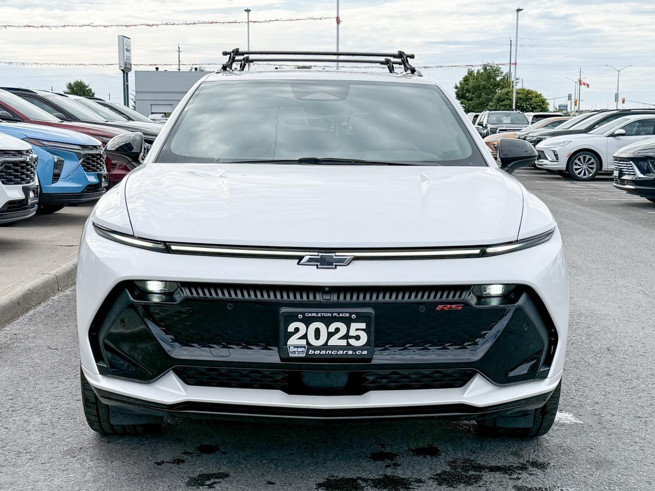 2025 Chevrolet Equinox EV RS FULLY ELECTRIC WITH REMOTE START/ENTRY, SUNROOF, HEATED SEATS, HEATED STEERING WHEEL, VENTILATED SEATS, POWER LIFTGATE, HD SURROUND VISION Photo