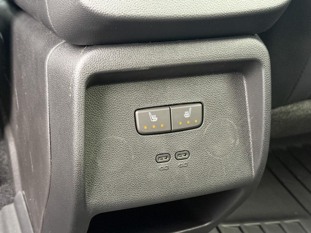 2025 Chevrolet Equinox EV RS FULLY ELECTRIC WITH REMOTE START/ENTRY, SUNROOF, HEATED SEATS, HEATED STEERING WHEEL, VENTILATED SEATS, POWER LIFTGATE, HD SURROUND VISION Photo