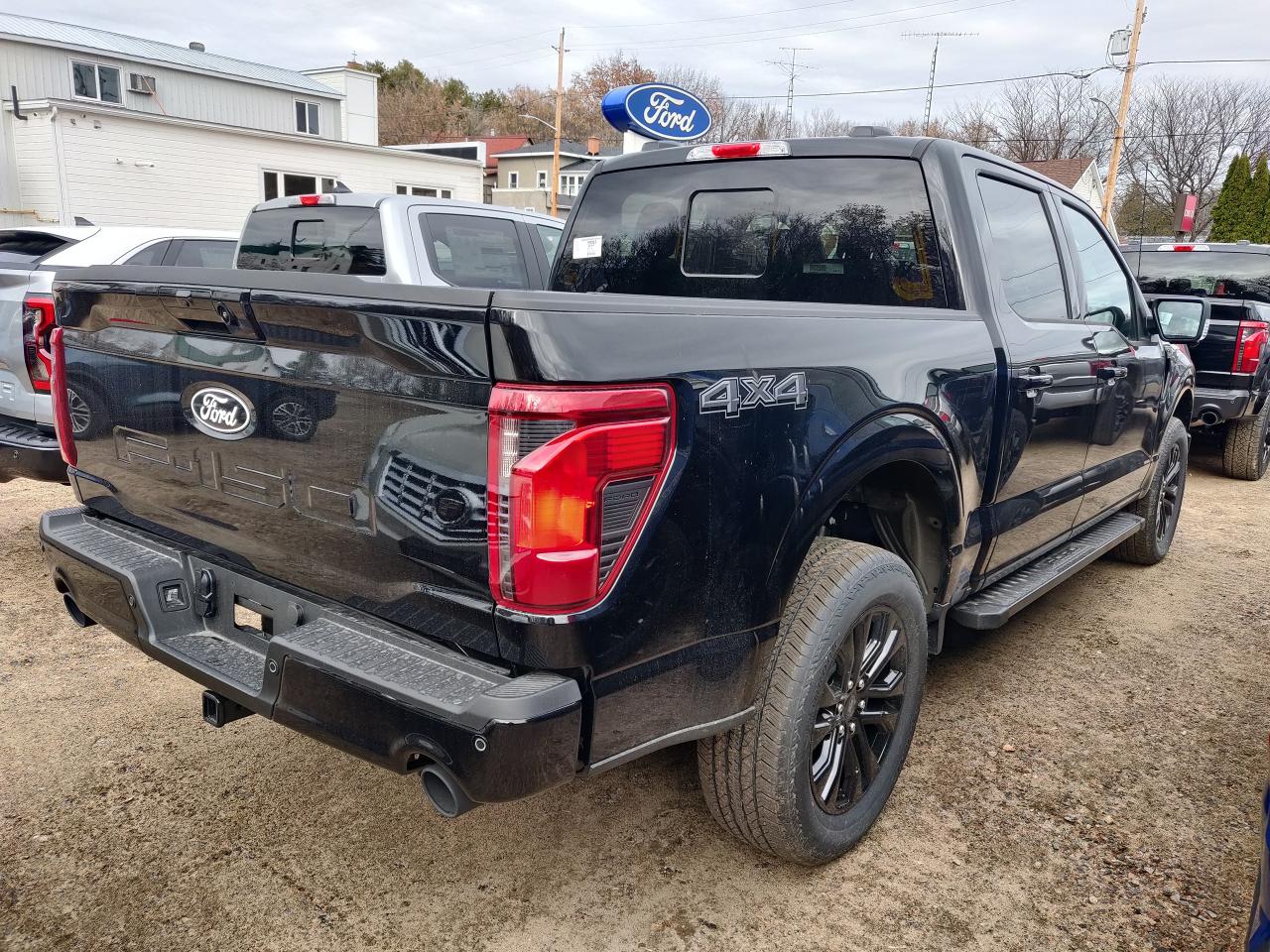 2024 Ford F-150 4X4 SUPERCREW XLT 302A Photo