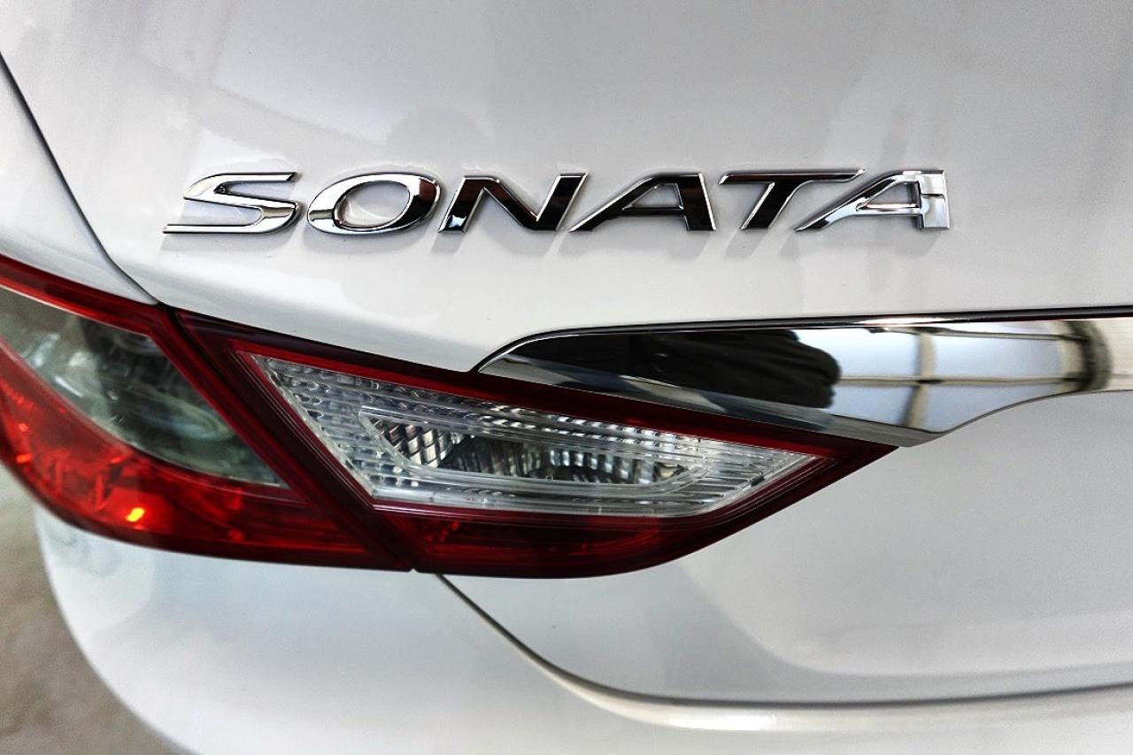 2013 Hyundai Sonata DEALER MAINTAIN,NO ACCIDENT, PANO ROOF,2.0T - Photo #9