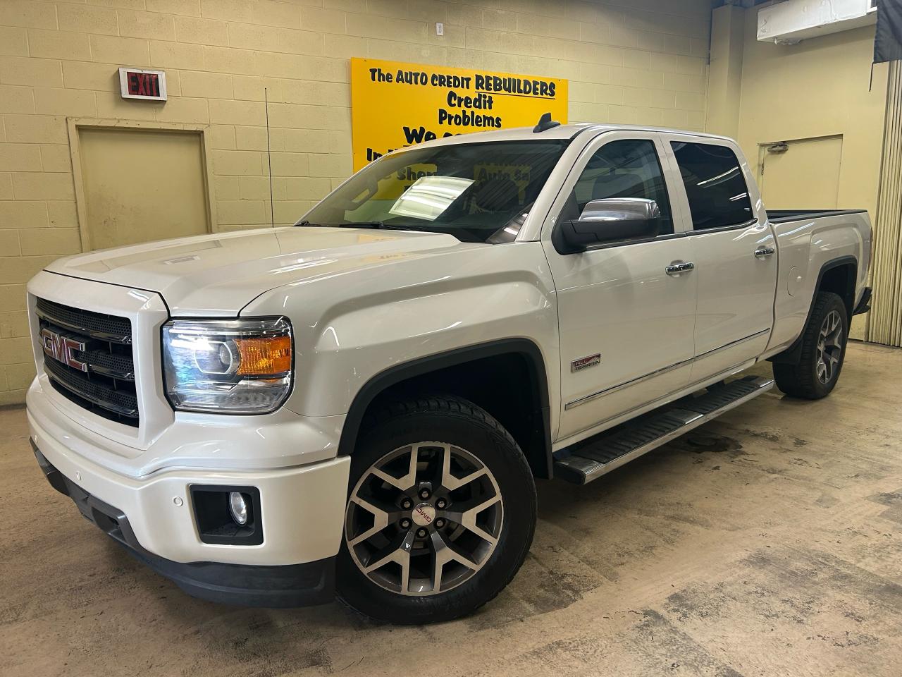 Used 2015 GMC Sierra 1500 SLT for sale in Windsor, ON