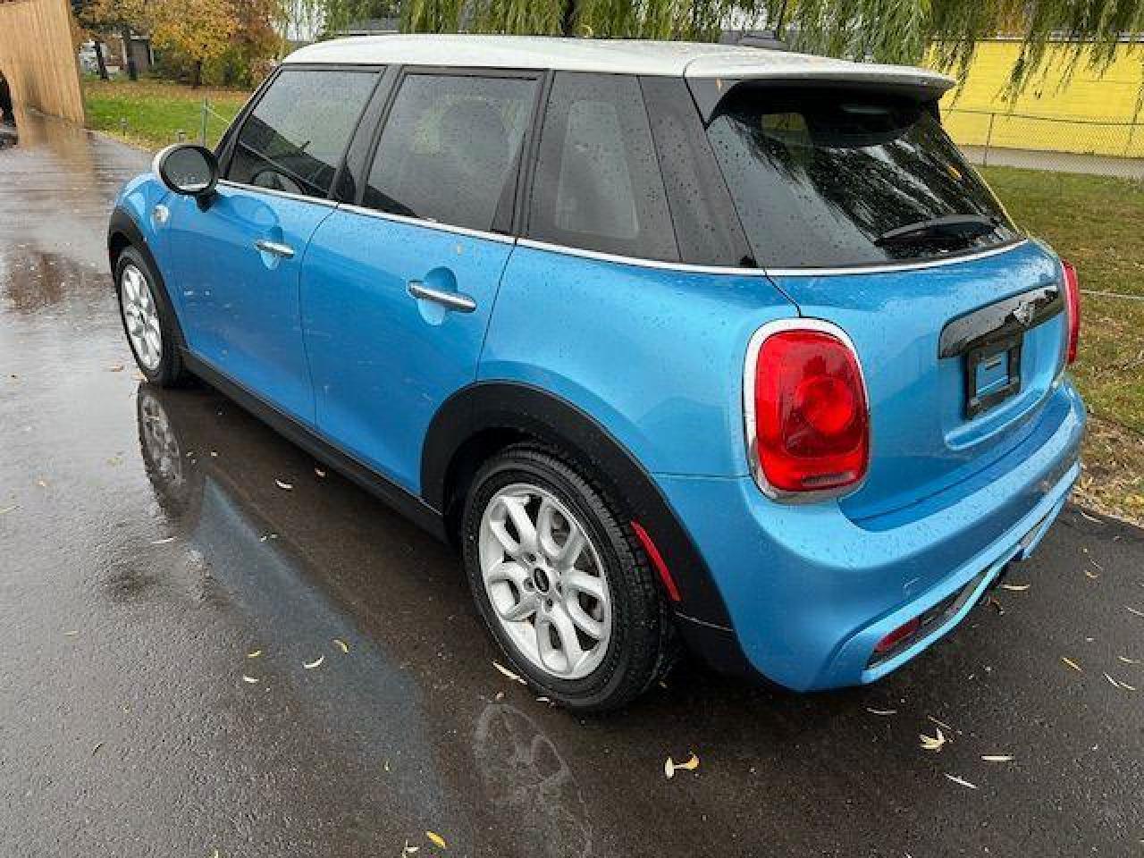 2015 MINI Cooper S 5dr HB S - Photo #4