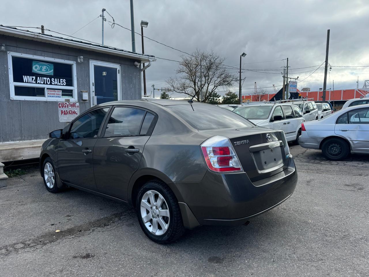2009 Nissan Sentra 4dr Sdn I4 CVT 2.0 S FE+ - Photo #6
