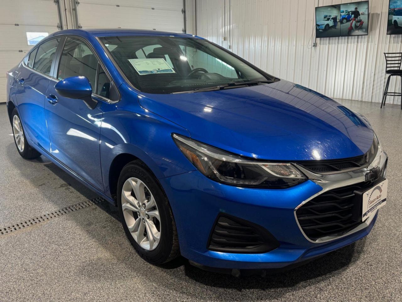 Used 2019 Chevrolet Cruze LT AUTO for sale in Brandon, MB