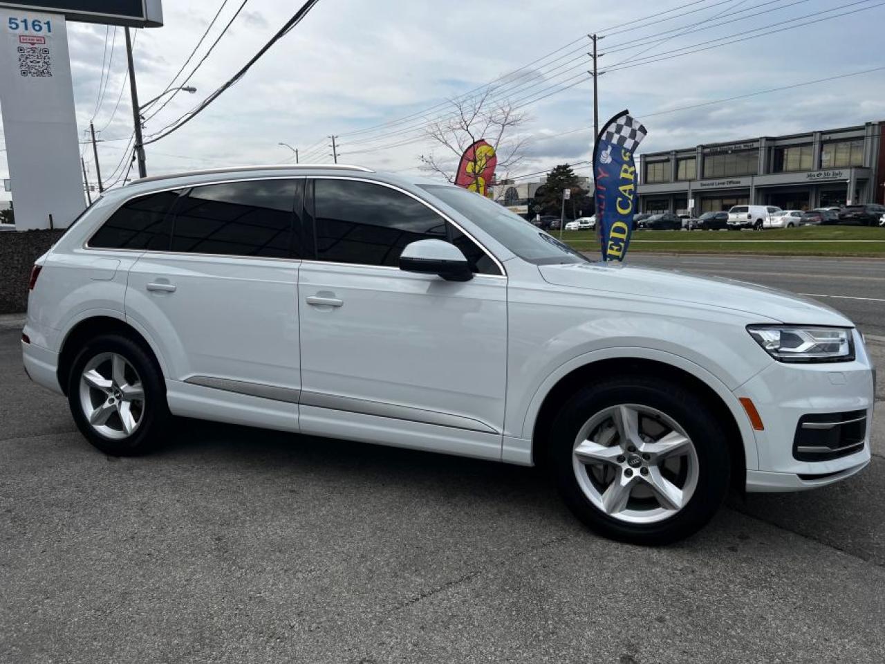 2019 Audi Q7 KOMFORT 7-PASSENGER - Photo #4
