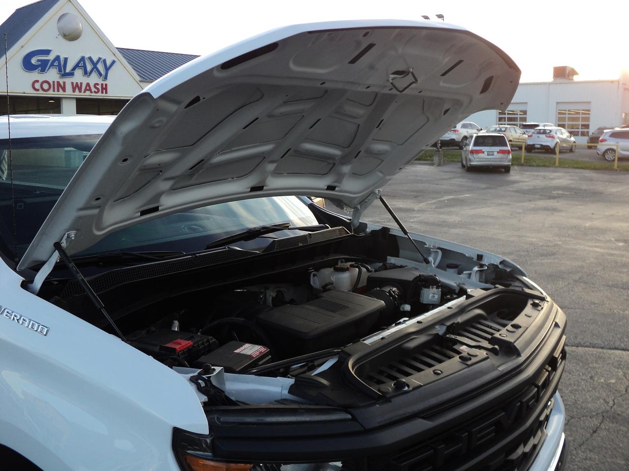 2023 Chevrolet Silverado 1500 WT RegCab 2WD 5.3L8cylGas 8ftBox BackUpCam - Photo #30