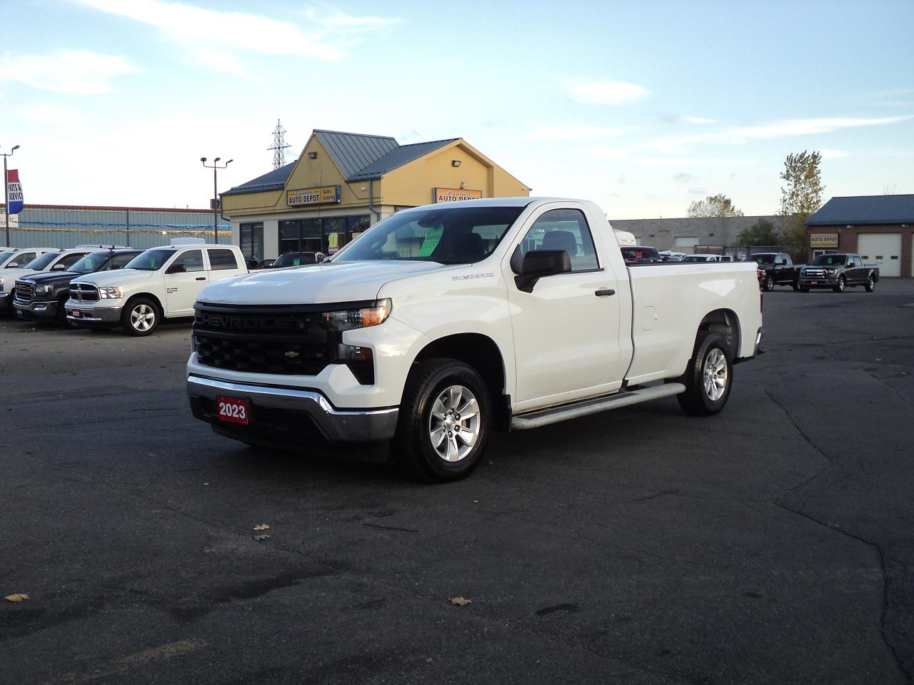 2023 Chevrolet Silverado 1500 WT RegCab 2WD 5.3L8cylGas 8ftBox BackUpCam - Photo #2
