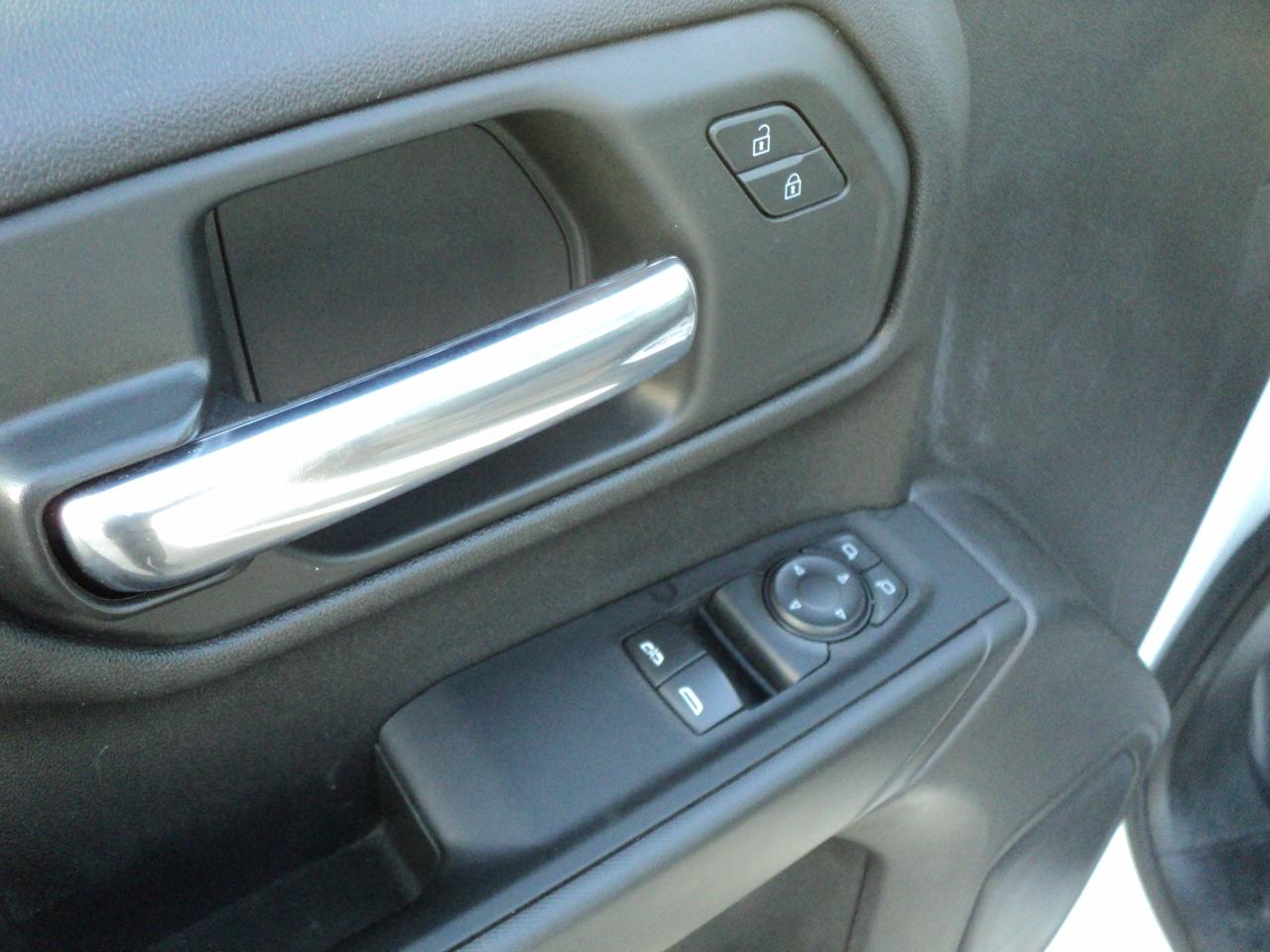 2023 Chevrolet Silverado 1500 WT RegCab 2WD 5.3L8cylGas 8ftBox BackUpCam - Photo #24