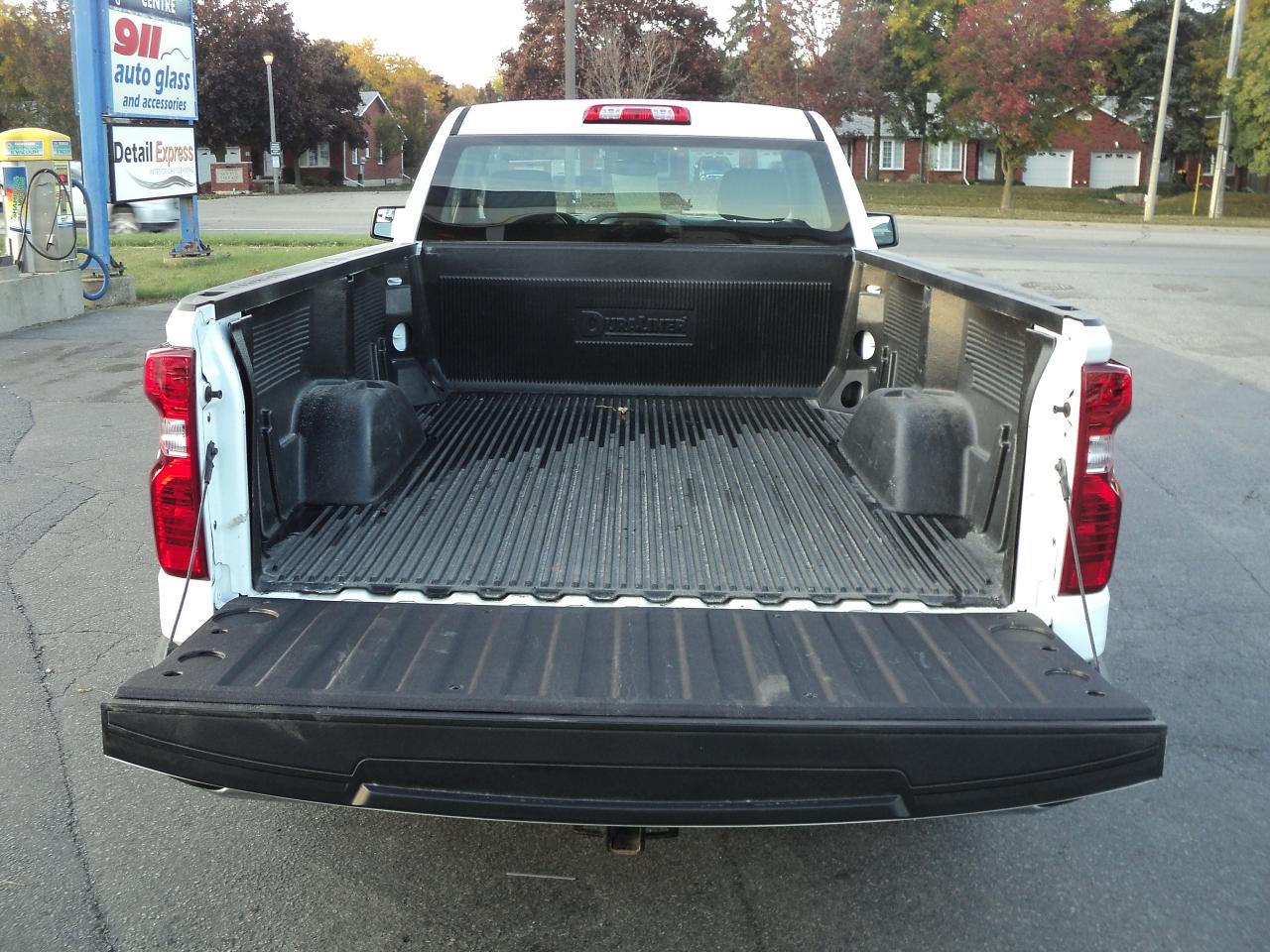 2023 Chevrolet Silverado 1500 WT RegCab 2WD 5.3L8cylGas 8ftBox BackUpCam - Photo #8
