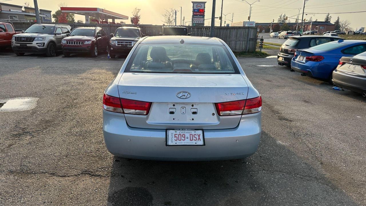 2008 Hyundai Sonata GLS, LEATHER, SUNROOF, 4 CYL, AUTO, CERTIFIED - Photo #4