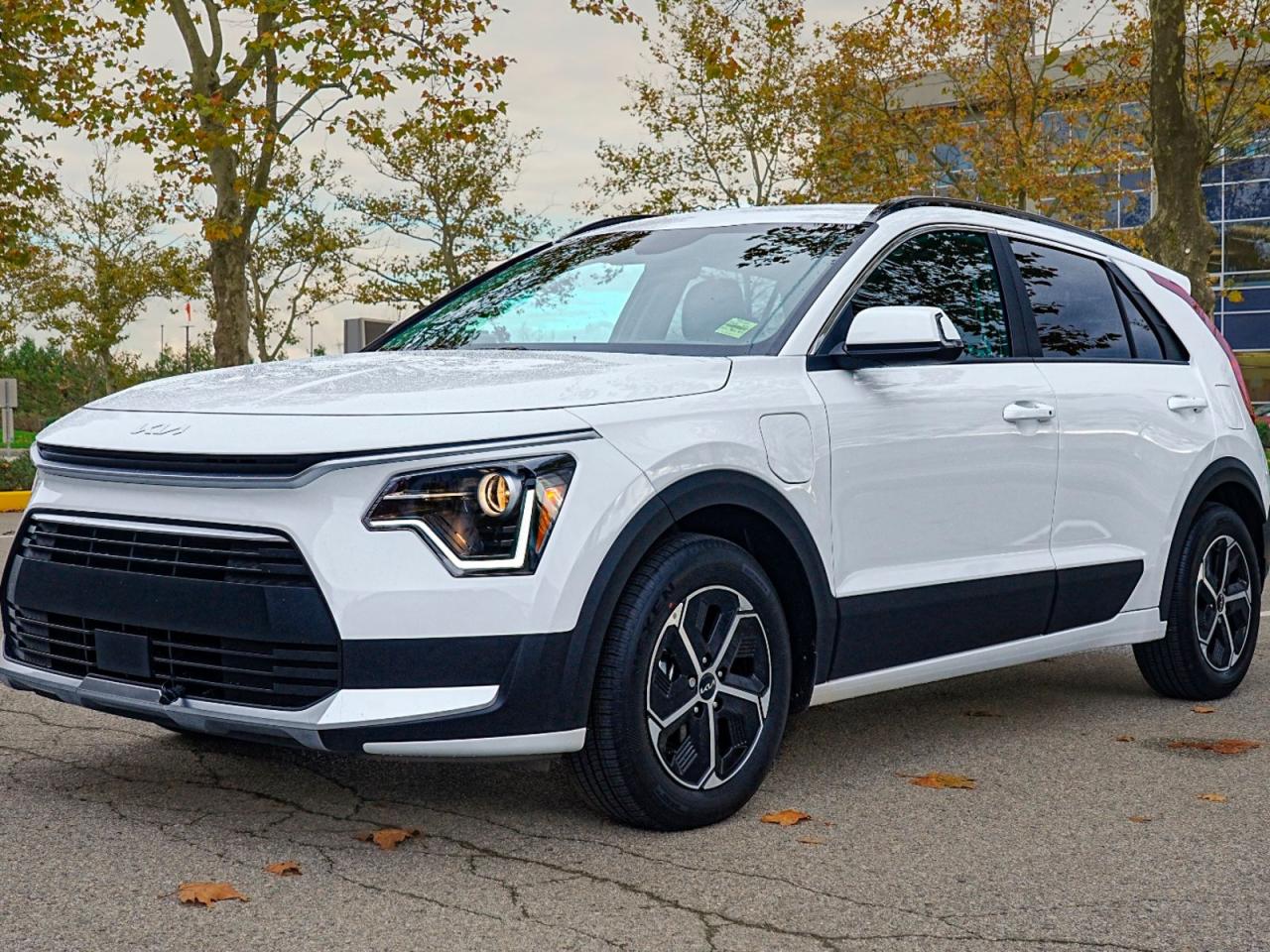 Used 2025 Kia NIRO PLUG-IN Hybrid for sale in Coquitlam, BC