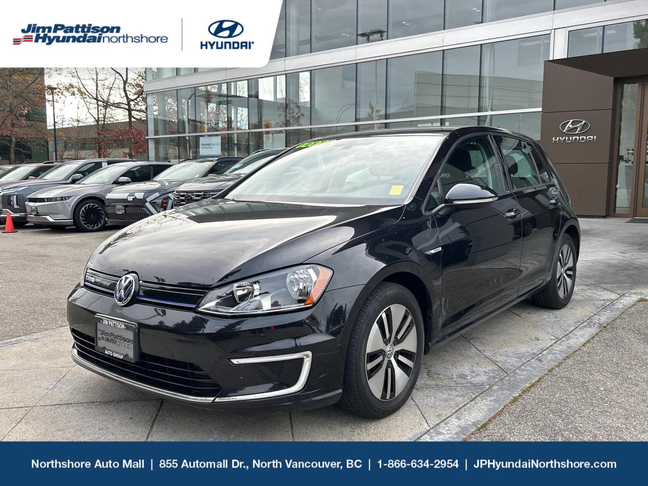 Used 2016 Volkswagen Golf e-Golf SE No Accidents, Service Records! for sale in North Vancouver, BC