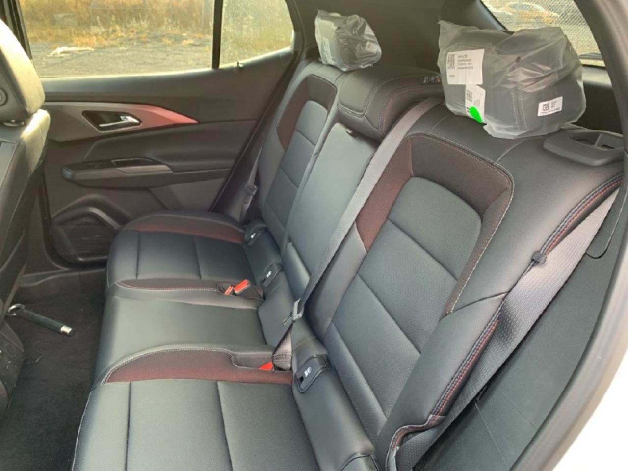 2025 Chevrolet Equinox EV RS  - Sunroof Photo