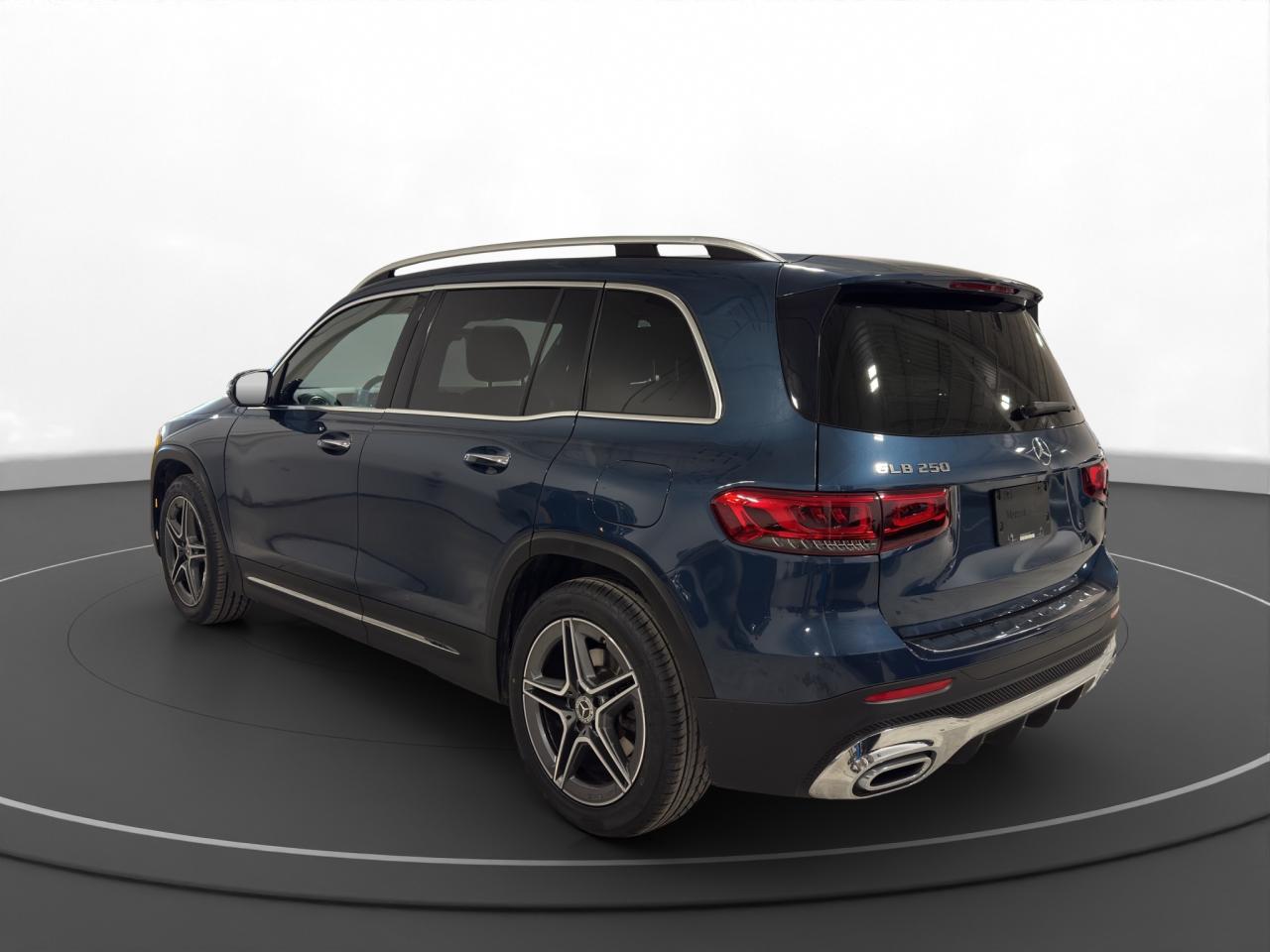2021 Mercedes-Benz GLB GLB 250 4MATIC - Photo #6