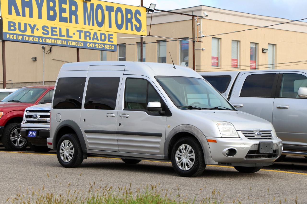 Used 2012 Ford Transit Connect XLT for sale in Brampton, ON