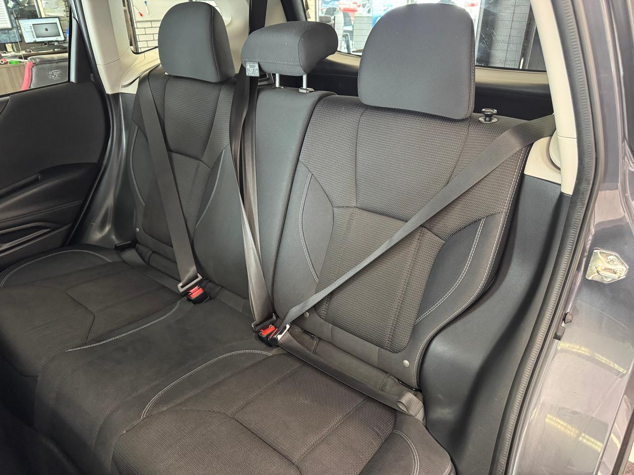 2020 Subaru Forester 2.5i AWD W/Eyesight+ApplePlay+A/C+CLEAN CARFAX - Photo #23