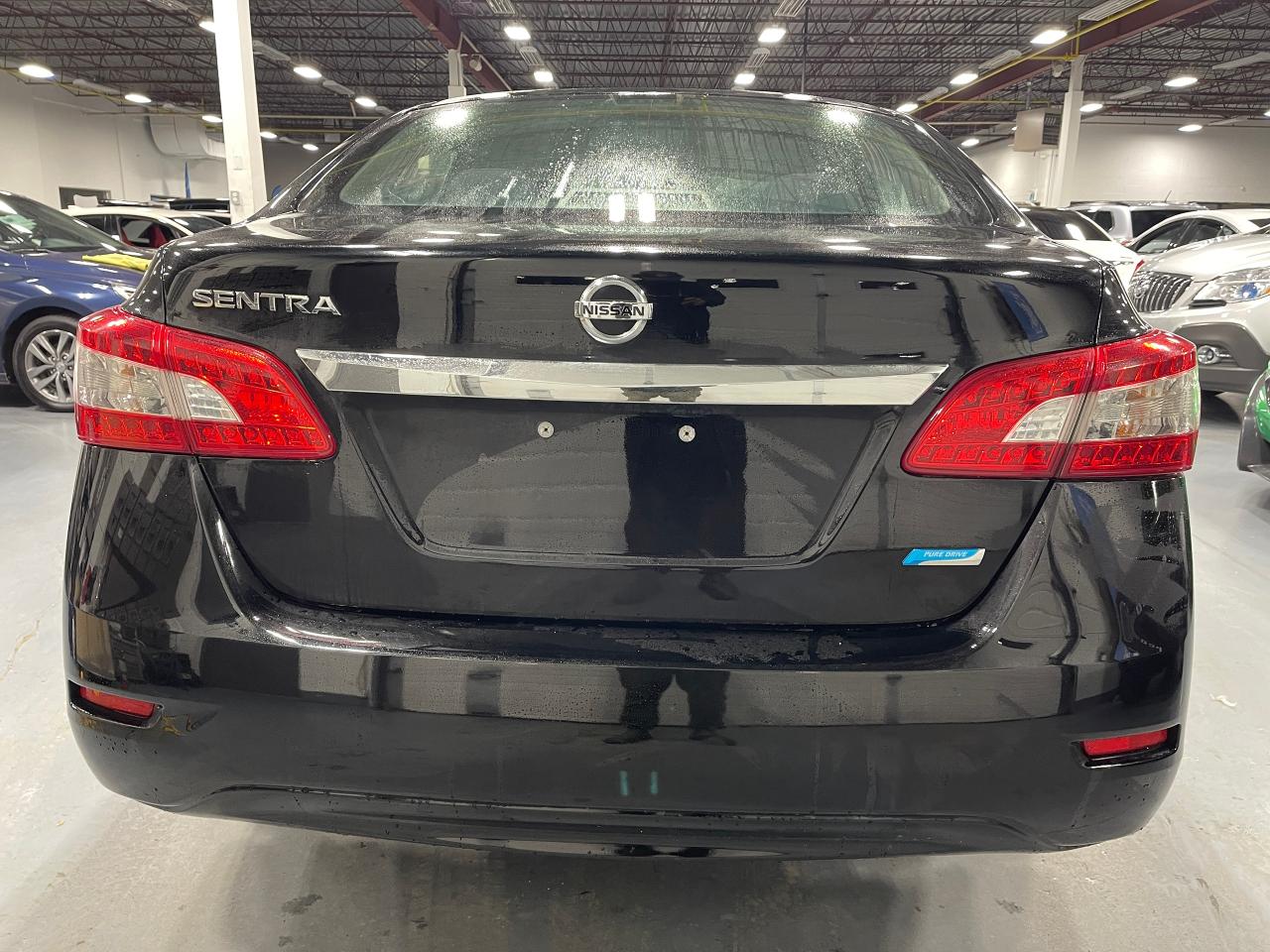 2015 Nissan Sentra S Photo3