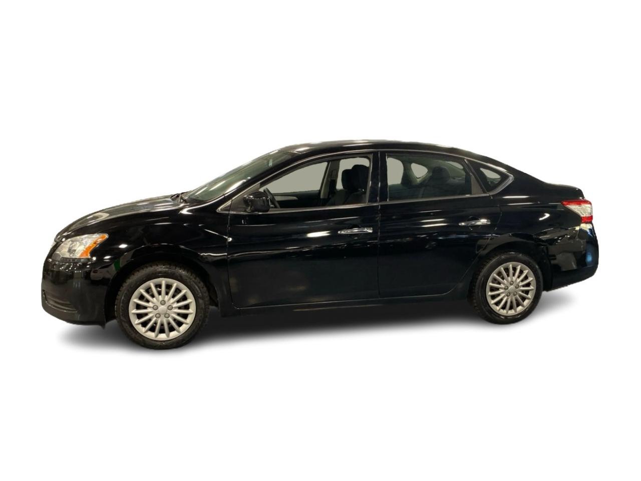 2015 Nissan Sentra S Photo