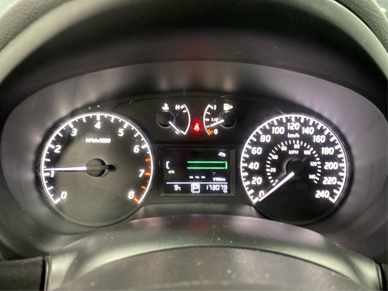 2015 Nissan Sentra S Photo