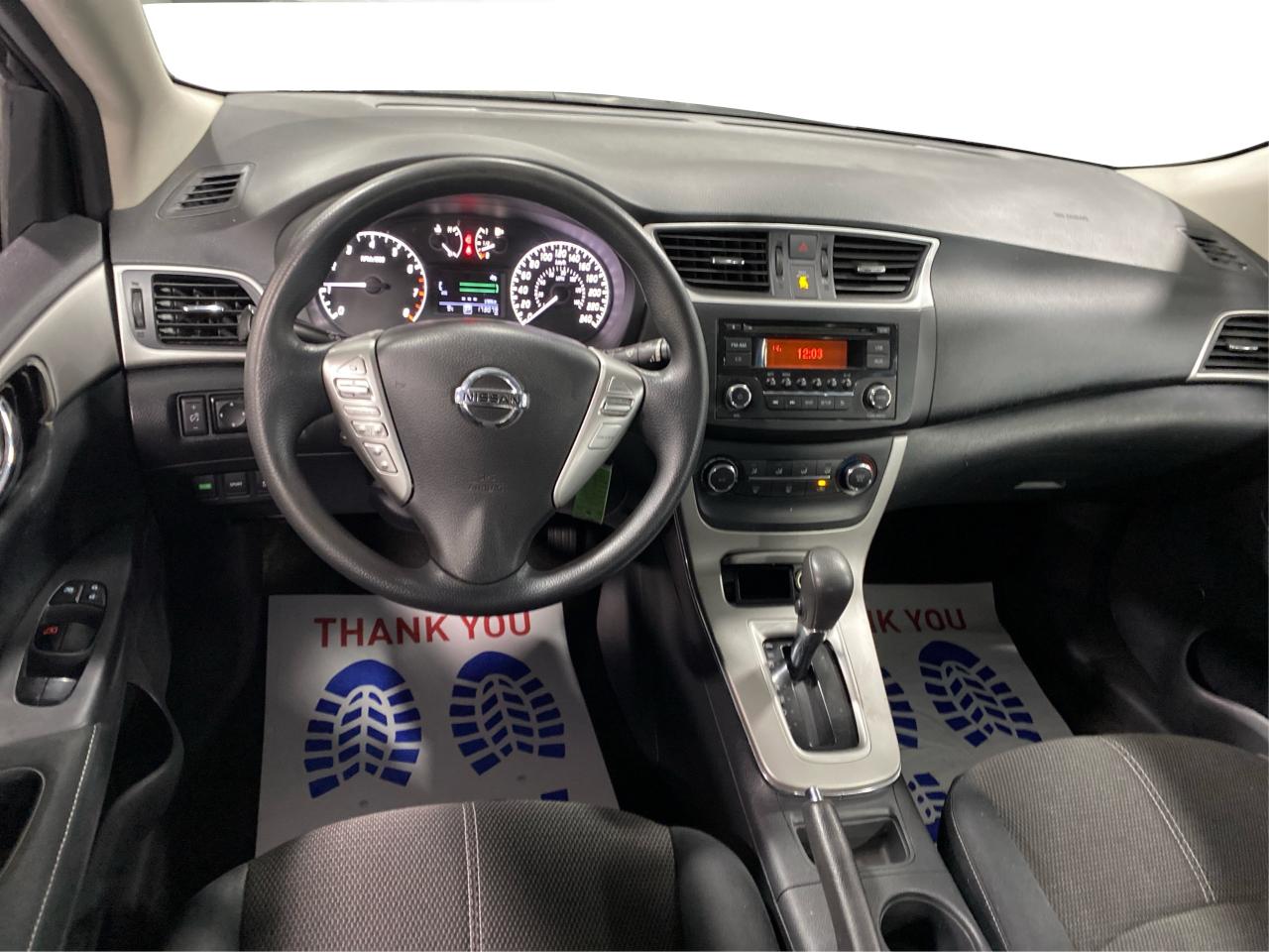 2015 Nissan Sentra S Photo