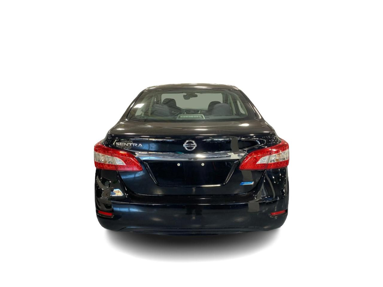 2015 Nissan Sentra S Photo