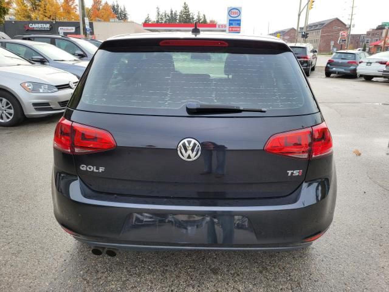 2015 Volkswagen Golf TRENDLINE Photo4