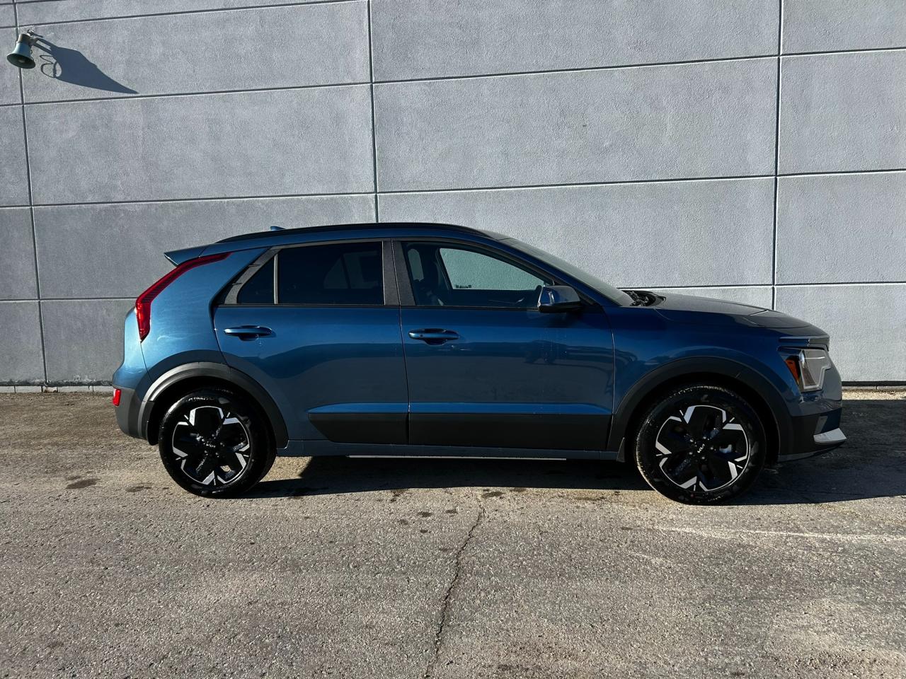 2025 Kia NIRO EV Wind+ Current Kia Owners could Qualify for 0% Financing with Kia's 1% Loyalty Rate Reduction! Photo