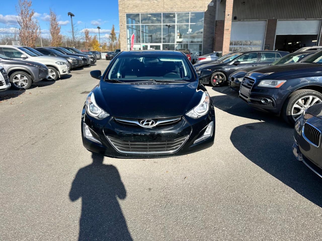 2016 Hyundai Elantra  - Photo #2