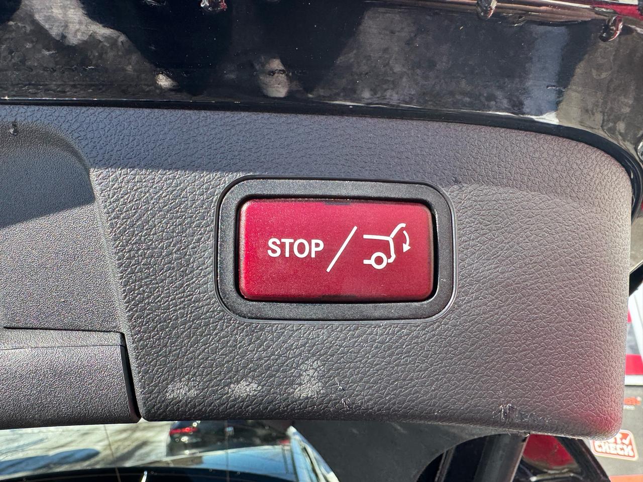 1756406008