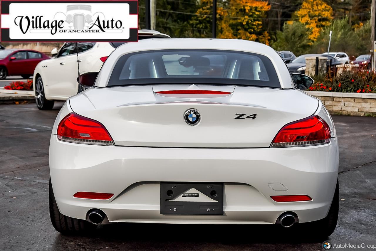 2011 BMW Z4 2dr Roadster sDrive35i - Photo #6