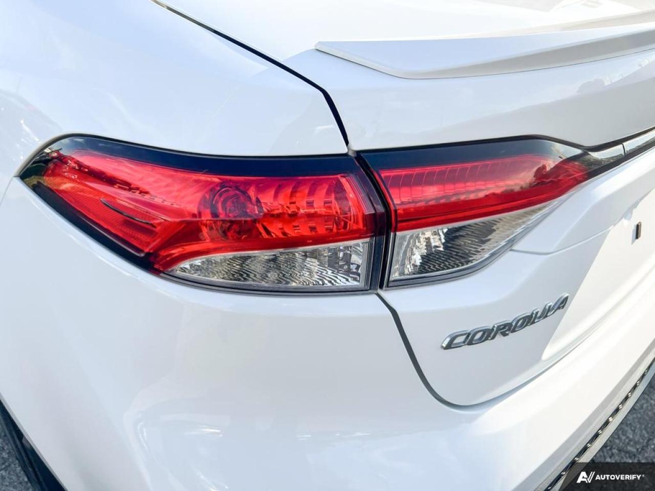 2021 Toyota Corolla SE / ROOF / REVERSE CAM / HTD SEATS / NO ACCIDENTS - Photo #8
