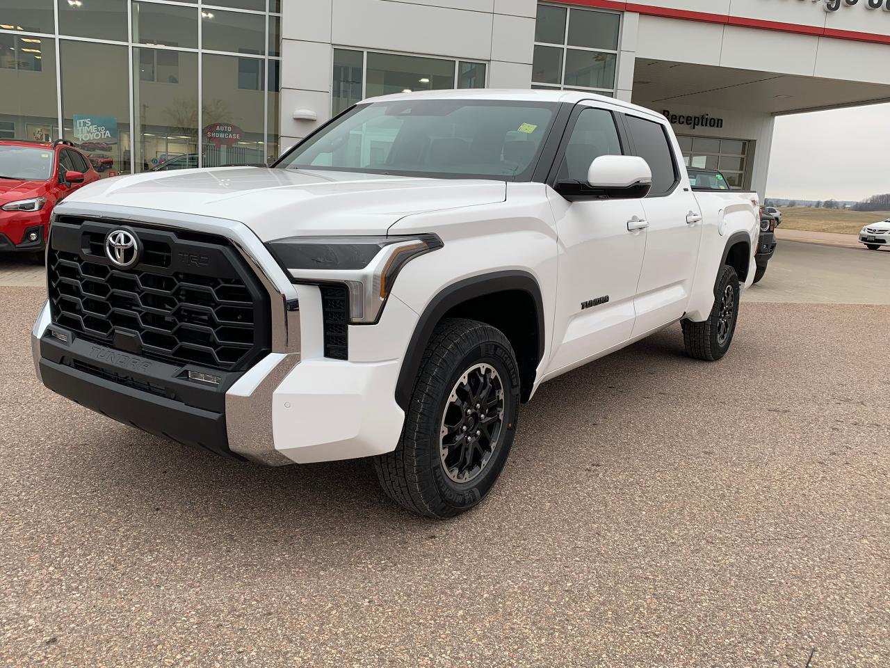 2025 Toyota Tundra SR5 Crewmax TRD Offroad 6.5` Box Photo1