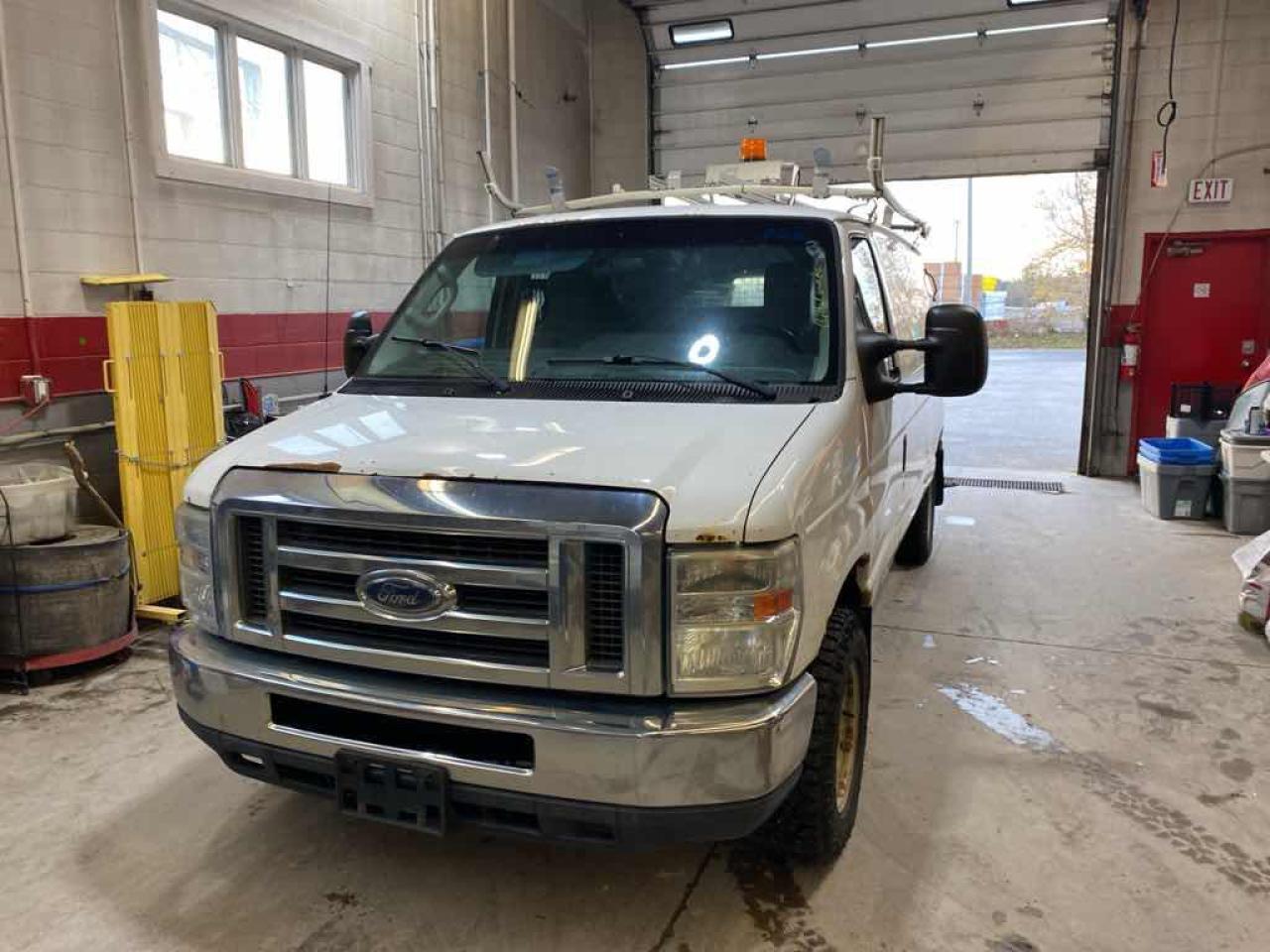 Used 2011 Ford Econoline E150 VAN for sale in Innisfil, ON