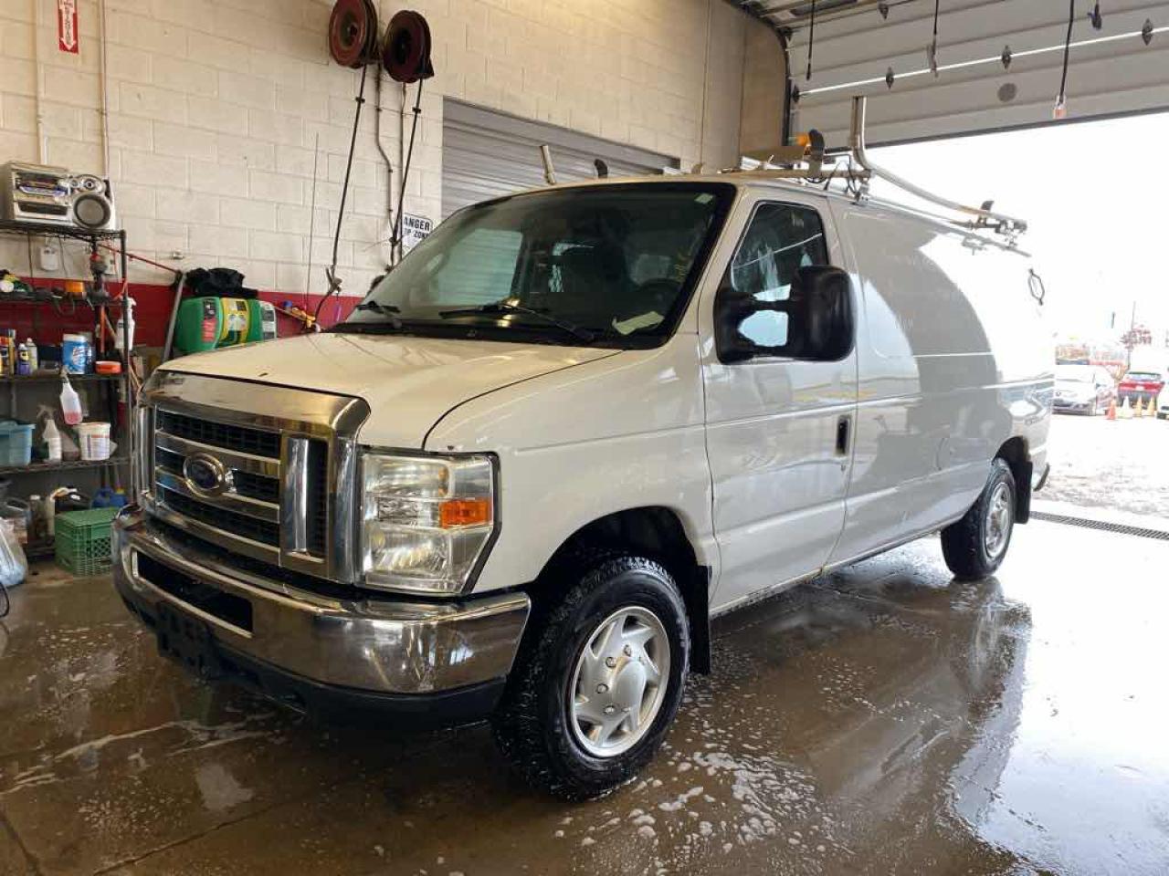 Used 2011 Ford Econoline E150 VAN for sale in Innisfil, ON