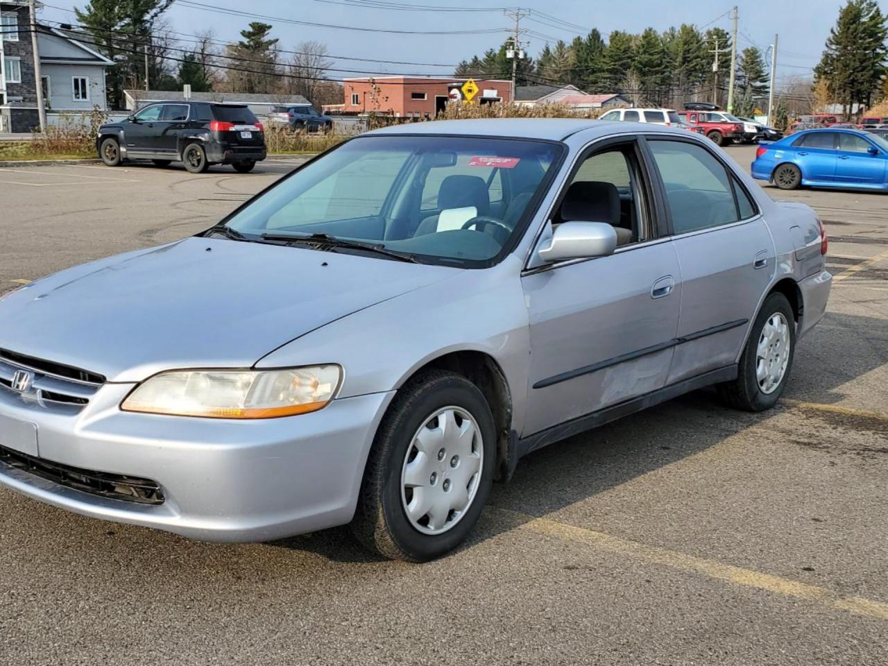 Used 1998 Honda Accord LX for sale in Sainte Sophie, QC